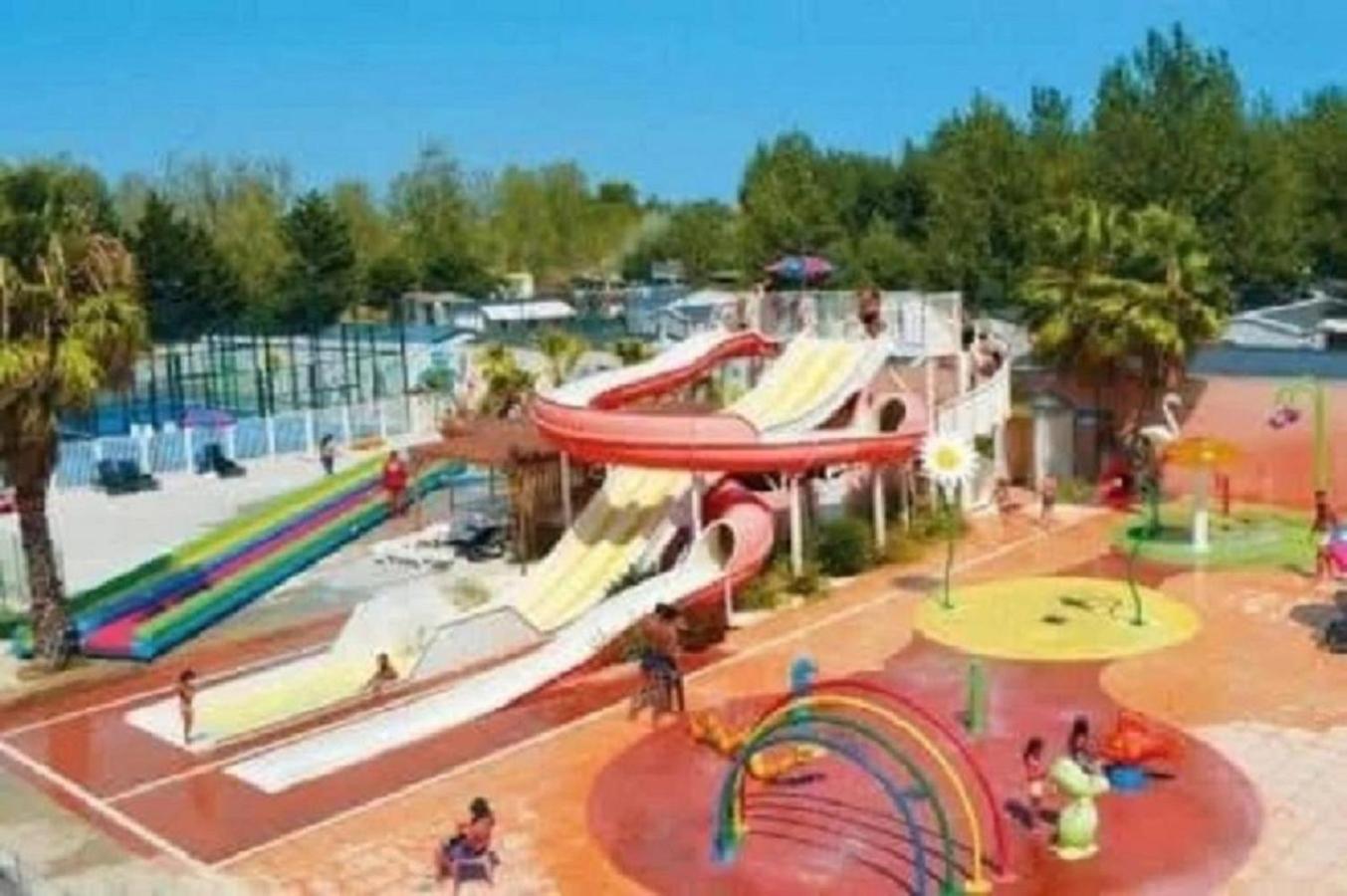 Camping Siblu Les Sables Du Midi Hotel Valras-Plage Kültér fotó